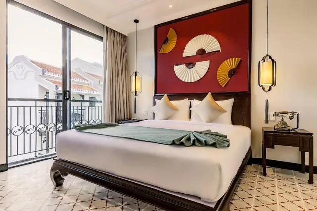 غرفة ديلوكس بسرير مزدوج بإطلالة على المسبح، Laluna Hoi An Riverside Hotel & Spa 1/2