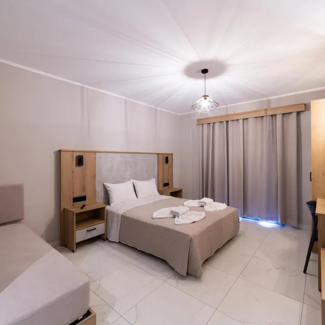 غرفة ديلوكس بسرير مزدوج، Sky View Suites 3/10