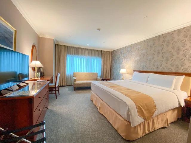Double Bed, Harbour View, Evergreen Laurel 3/4