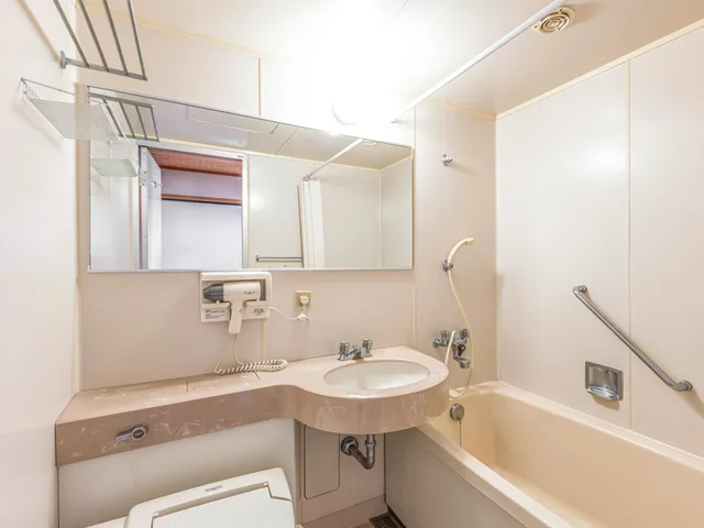 غرفة يابانية بحمام خاص بأرضية تاتامي، Kamenoi Hotel Tsukubasan 3/3