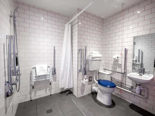 غرفة بسرير كوين لذوي الإعاقة، ibis Styles Glasgow Centre George Square 8/9