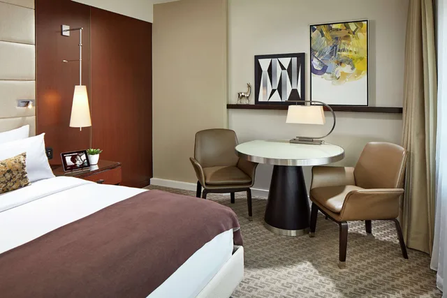 Deluxe, 2 Queen Beds, Accessible, The Statler Dallas Curio Collection By Hilton 6/8