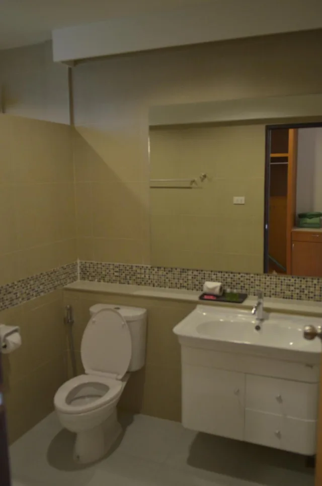بنغل، Nakara Long Beach Resort 5/5