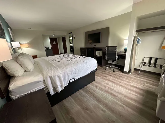 Upgrade, Suite, King Bed، Sleep Inn & Suites Pineville - Alexandria 1/4