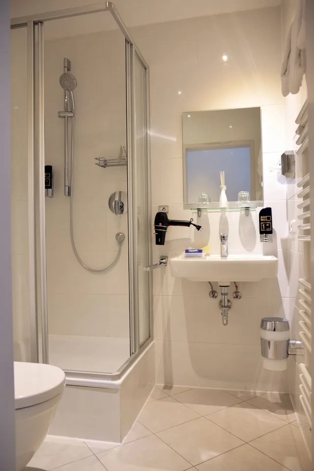 غرفة بسريرين منفصلين في الملحق، Arthotel Munich 6/7