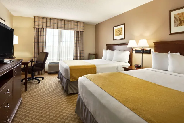 غرفة بسريرين كوين لذوي الإعاقة، Country Inn & Suites by Radisson Maumee - Toledo 3/4
