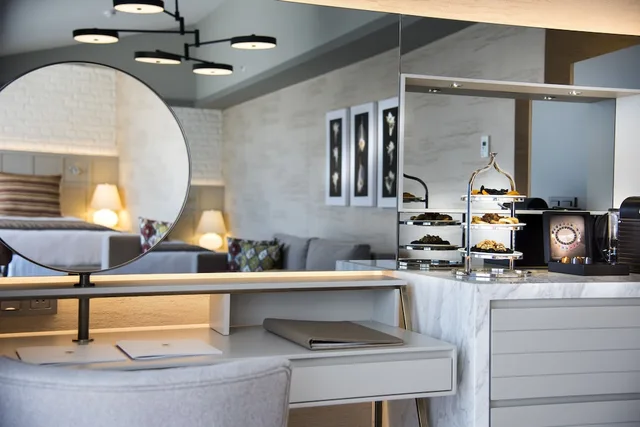 Superior Room Side Sea View, Acanthus and Cennet Barut Collection 10/12