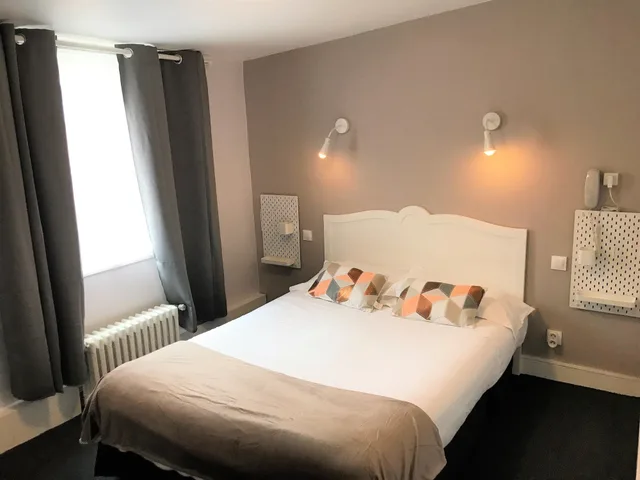 غرفة بسرير مزدوج، Hôtel De La Paix 3/6