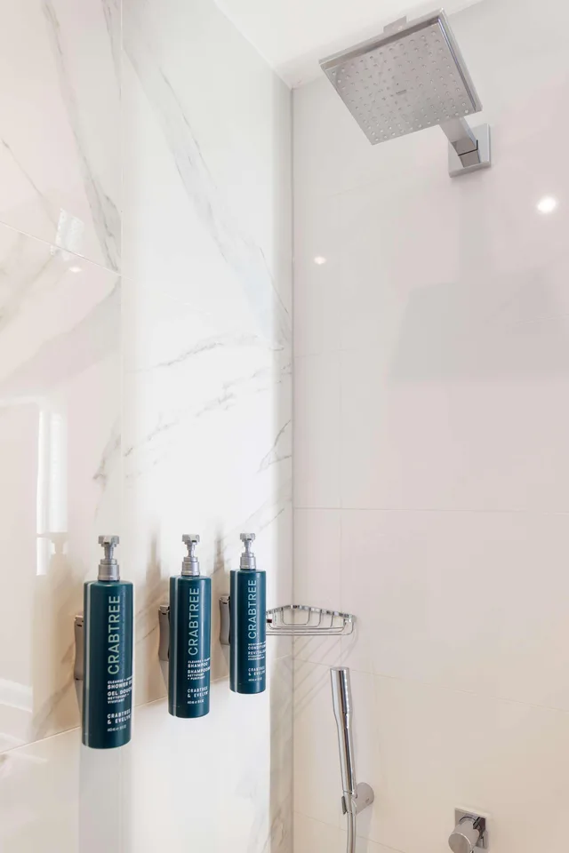 غرفة تنفيذية بسرير كينج مع دخول الصالة، DoubleTree by Hilton London Angel Kings Cross 6/6