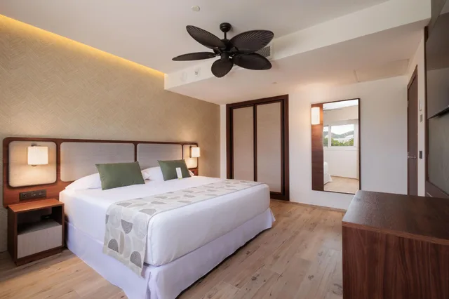2 Bedrooms, Superior, Family, 1 King and 2 Queen Beds, RIU Guanacaste All Inclusive 1/1