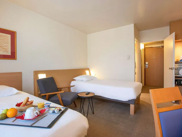 غرفة قياسية بسريرين منفصلين، Novotel Beaumanoir 9/10