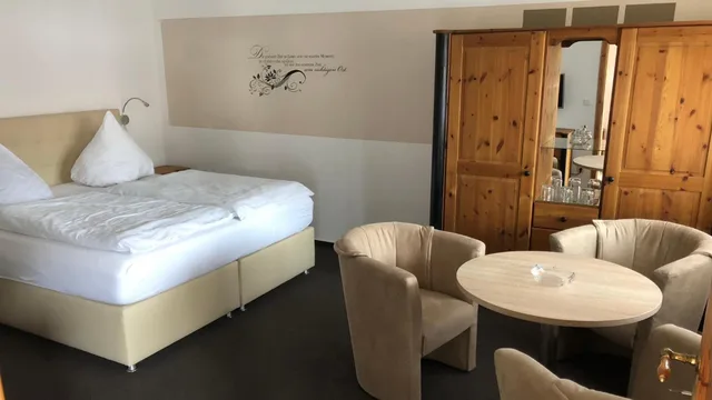 غرفة ثلاثية بسرير فردي، Hotel Zierow - Urlaub an der Ostsee 3/7