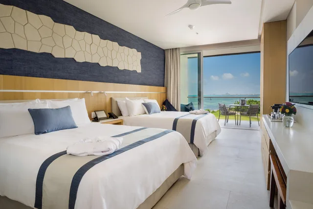 غرفة كلوب بسرير كوين، Dreams Vista Cancun Golf and Spa Resort 1/3