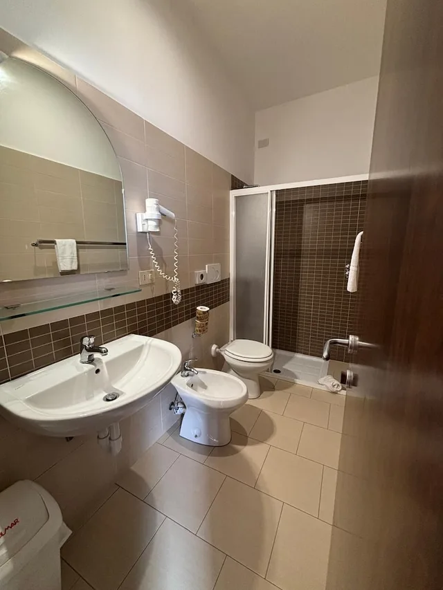 جناح جونيور بسرير كوين بإطلالة على البحر، Elios Hotel 2/2