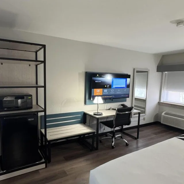 غرفة ديلوكس بسرير كينج، La Quinta Inn By Wyndham Auburn Worcester 7/10