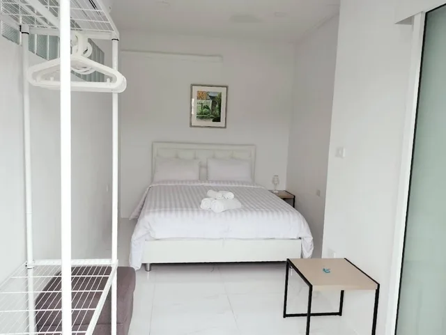 3 Bedrooms, Connecting, Pool, 7 Bedrooms, Villa, 1 Queen and 3 Single Beds، Villa Rajapruek 5/10