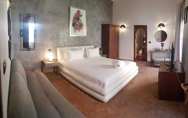 جناح بسرير مزدوج، Riad Les Ammonites 3/5