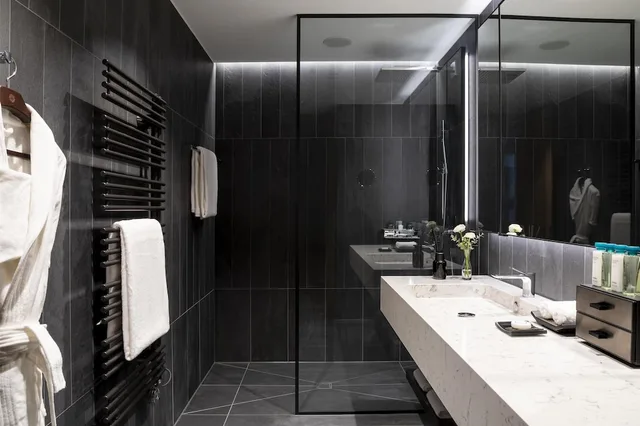 Belle Epoque, Suite, King Bed، Kempinski Palace Engelberg 2/2