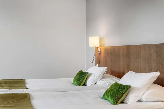 غرفة عائلية بسريرين منفصلين، Best Western Plus Hotel Plaza 2/4