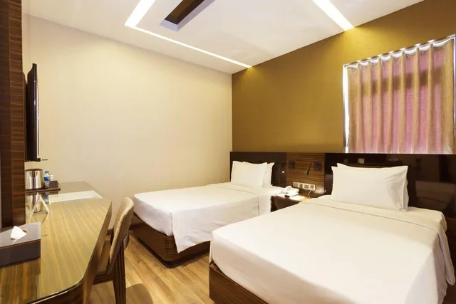 Superior, 2 Double Beds, No Window، QUEEN ANN HOTEL 1/1