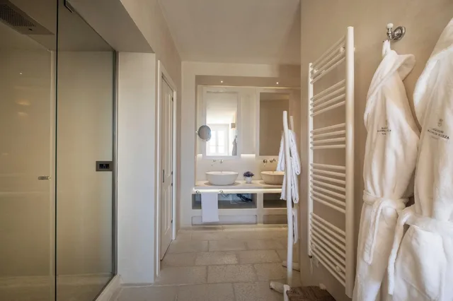 جناح ديلوكس، BAGLIONI MASSERIA MUZZA RESORT & SPA 5/6