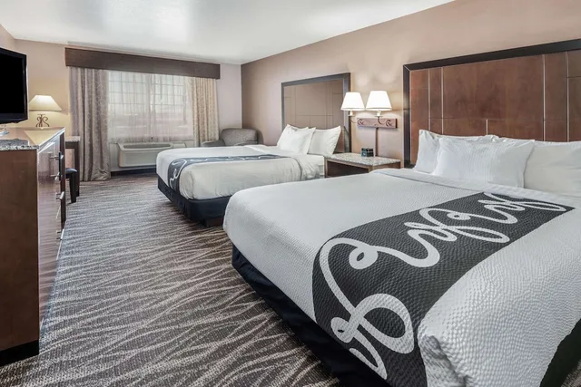 غرفة بسريرين كوين، La Quinta Inn & Suites by Wyndham Belgrade - Bozeman Airport 2/5