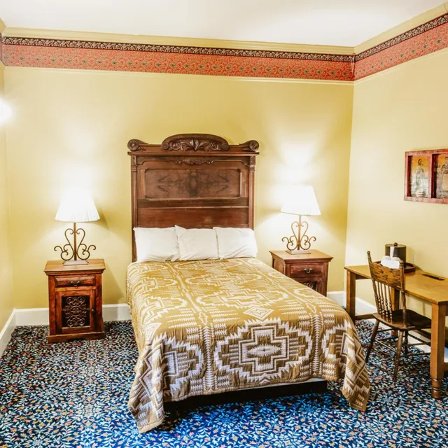 غرفة قياسية، Historic Plaza Hotel 4/10