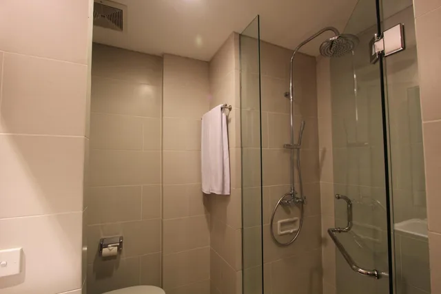 غرفة ديلوكس بسرير مزدوج بإطلالة على المدينة في طابق مرتفع، Grand La Walon Hotel 10/10