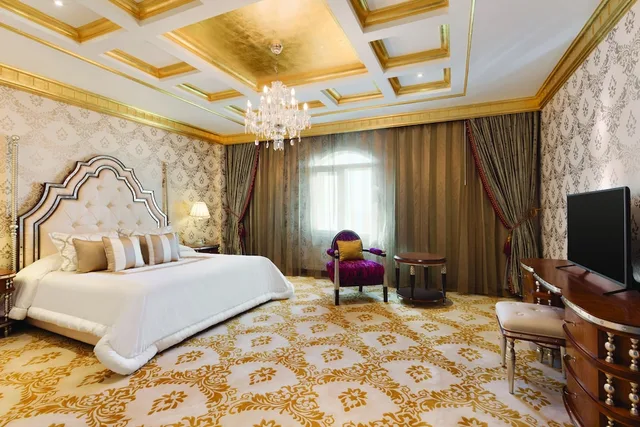 جناح بسرير كينج، Grand Regency Doha Trademark Collection by Wyndham 1/2