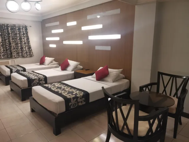 Standard, Triple, Jupiter Suites 7/10