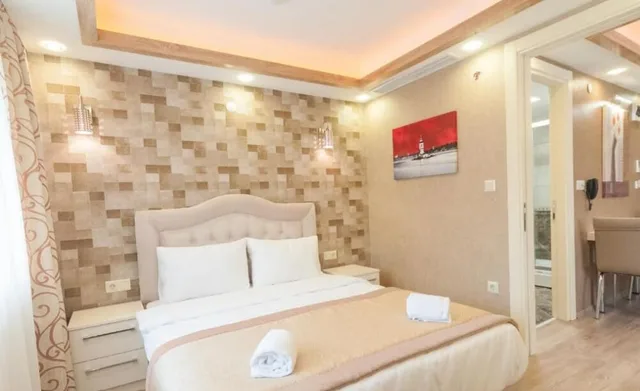 Classic, Penthouse, Queen Bed, Sofa, Best Fulya Apart 1/3