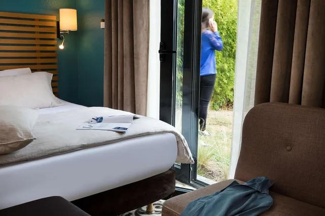 Classic, Queen Bed, Best Western Plus Hotel De La Regate 6/10