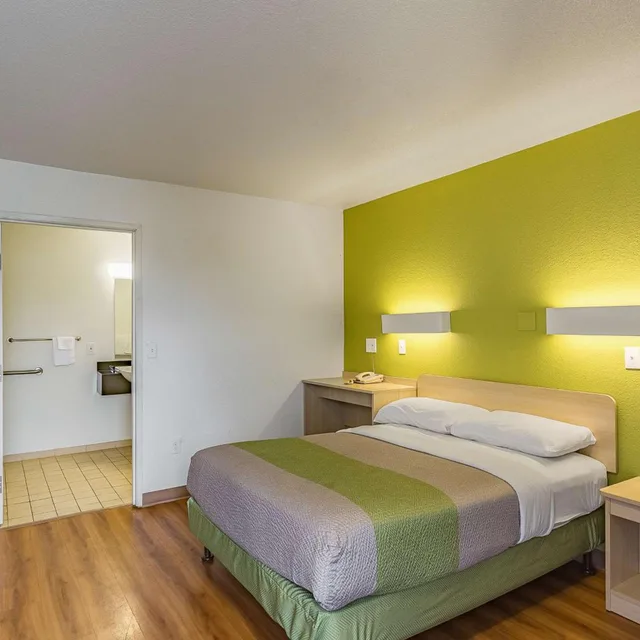 غرفة بسرير مزدوج لذوي الإعاقة، Motel6 Billings, MT - South 2/7