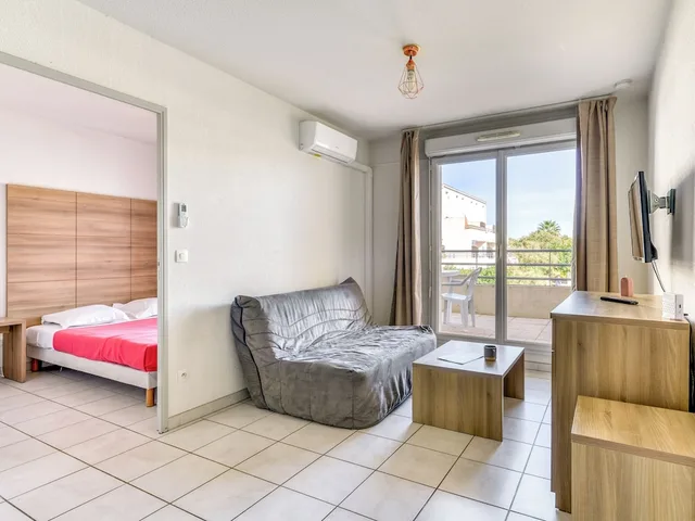 شقة بسرير مزدوج بغرفة نوم واحدة مع أريكة، Vacanceole - Residence Cap Camargue 1/7