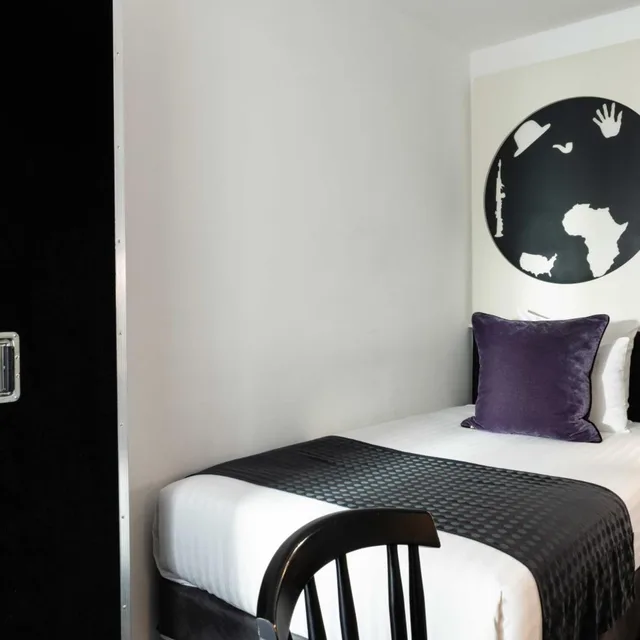 غرفة مفردة، Hotel Du Triangle D Or 4/15