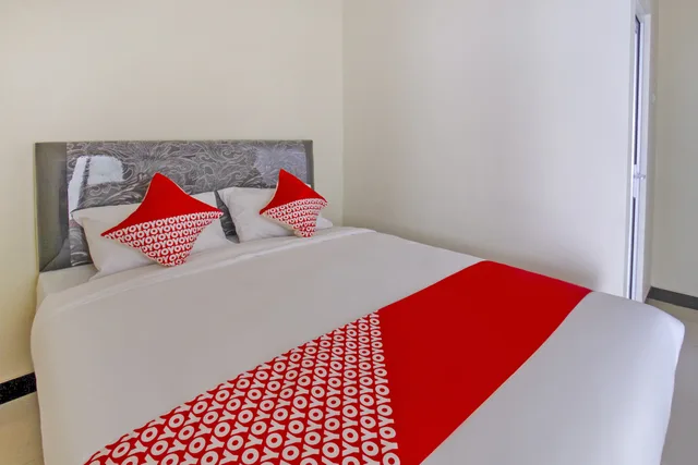 Indonesia, Deluxe, Double Bed، OYO 2753 Irma's Residence 2/5
