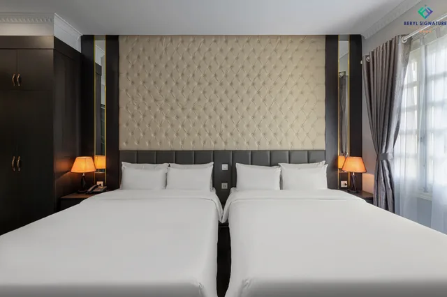 غرفة عائلية بشرفة، Avani Central Hotel Hanoi 1/6