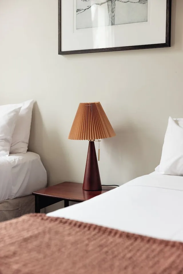 غرفة قياسية بسريرين منفصلين، NAUGHTONS PARKVILLE HOTEL 6/9