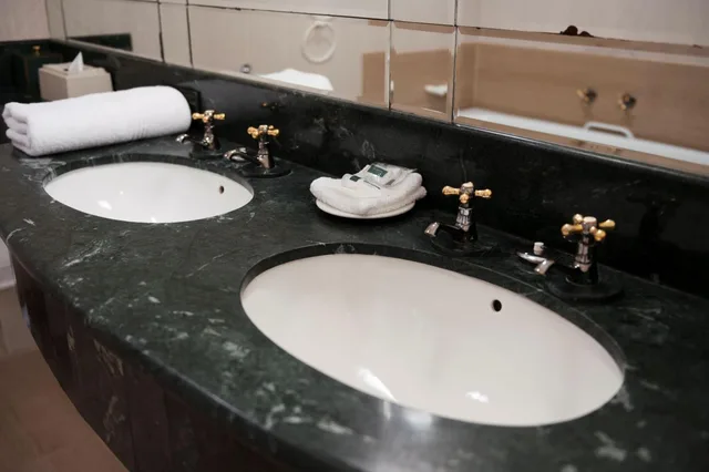 جناح بريميوم، Redlands Hotel 10/10