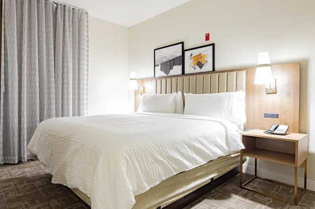 2 Bedrooms, Suite, Kitchen, Staybridge Suites Lafayette Airport 2/7