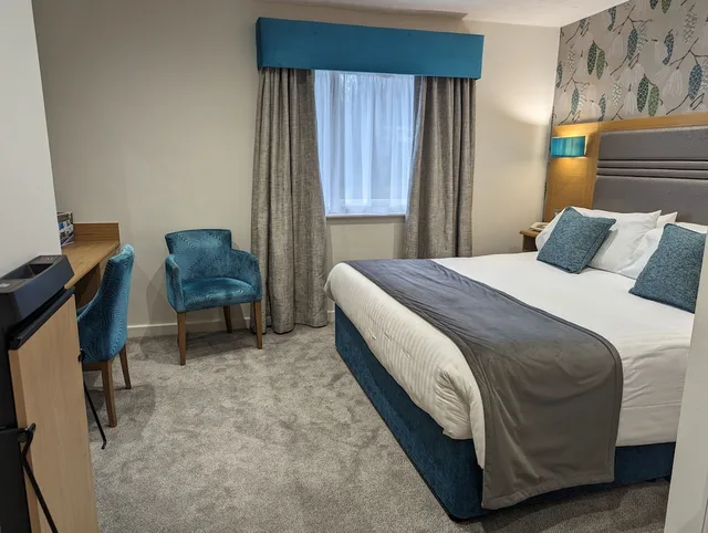 غرفة سوبيريور بسرير كينج، Briar Court Hotel 2/4