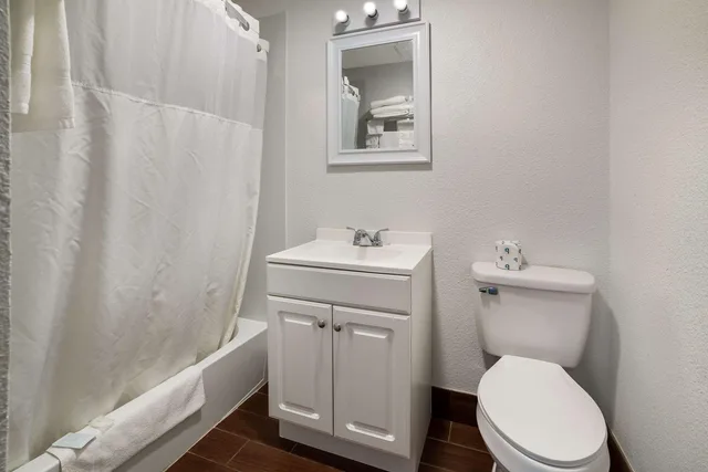 غرفة بسريرين كوين، Rodeway Inn Harlan, KY 3/3