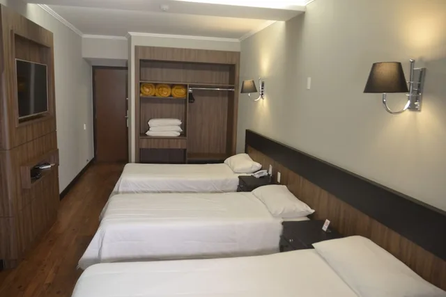 غرفة تنفيذية ثلاثية بثلاثة أسرّة، Premium Vila Velha Ponta Grossa 2/6