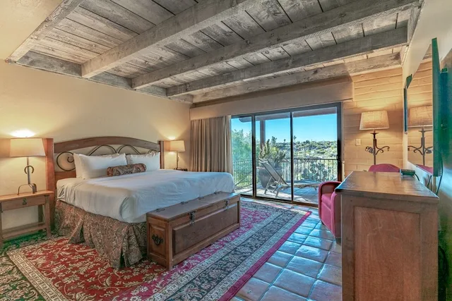 Casita, King Bed، Hacienda Del Sol Ranch Resort 1/1