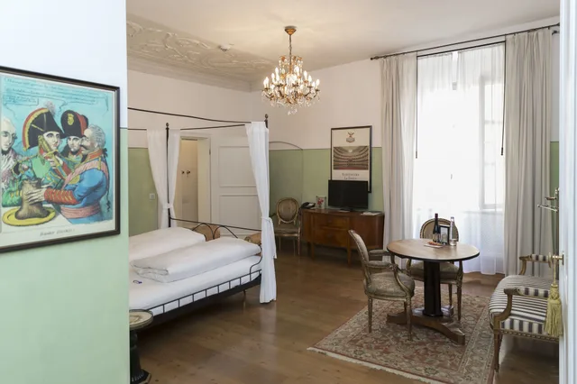 غرفة مفردة بسرير كينج، Hotel Orphée - Großes Haus 1/3