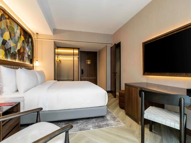 غرفة كلاسيكية بسرير مزدوج بشرفة، Movenpick Istanbul Old Town 2/9