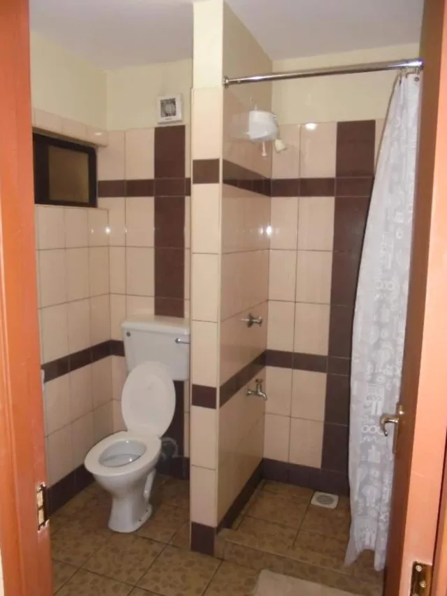 غرفة سوبيريور بسريرين منفصلين، Nairobi Transit Hotel 3/3