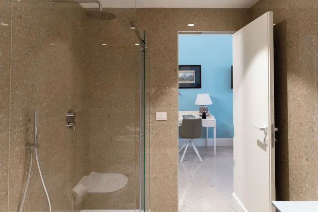 Alma Regina Relais، San Lorenzo، نابولي 50/50