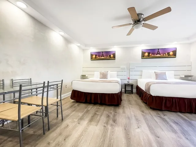 Courtyard, Deluxe, Queen/Queen, Kitchen، Hollywood Beach Hotels 5/9