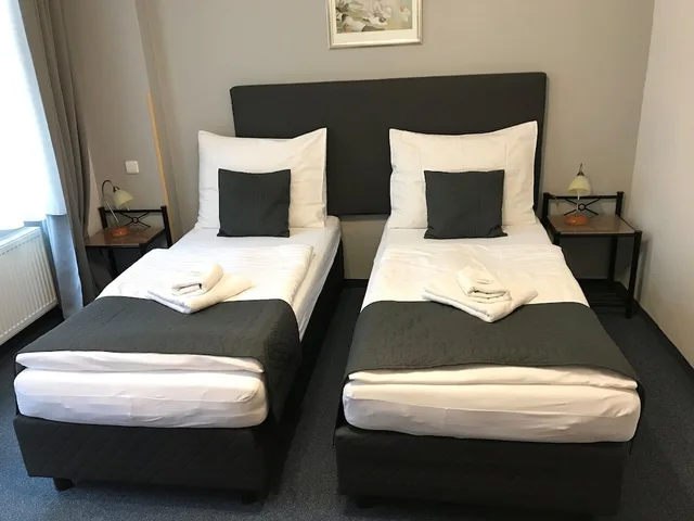 غرفة ديلوكس بسريرين منفصلين، Hotel Boston 3/5